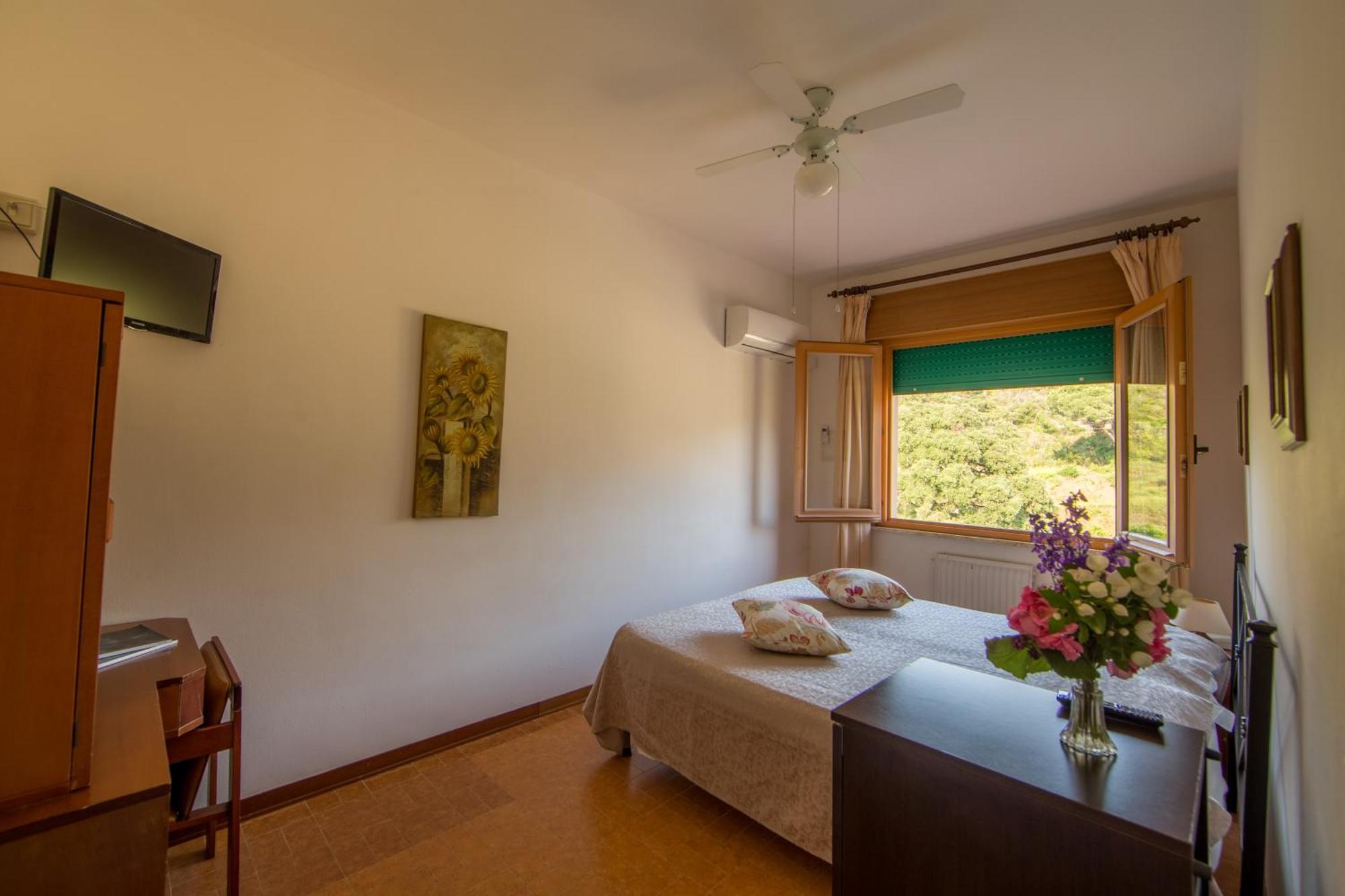 פורטופראיו Hotel La Feluca מראה חיצוני תמונה