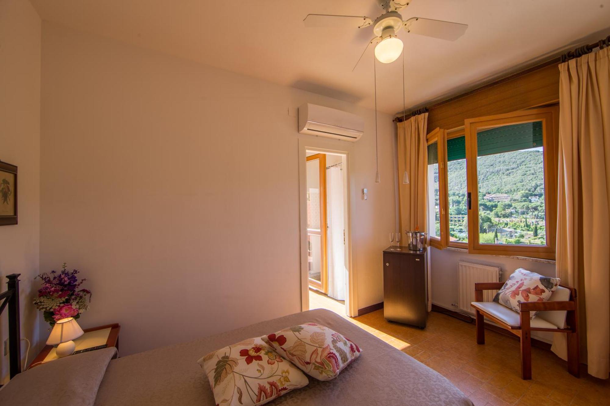 פורטופראיו Hotel La Feluca מראה חיצוני תמונה